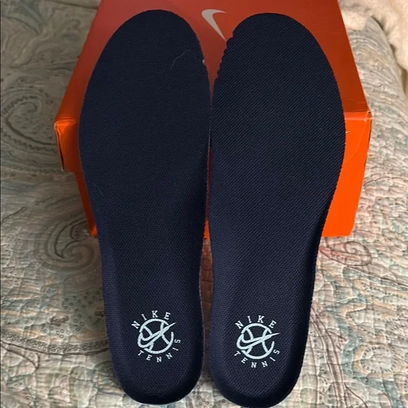 Nike Zoom Court NXT HC - NEW - Picture 4 of 5